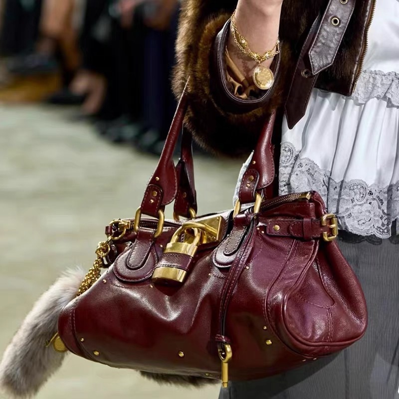 오리지널 니치 디자인 새로운 고품질 레트로 리벳 보스턴 - Women Bags Discount 리뷰 및 가격